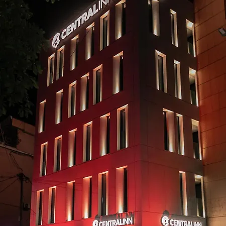 Central Inn Hotel 4*