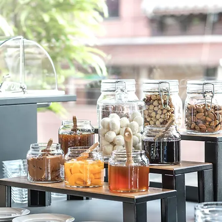 Hotel Central Inn Hotel Tirana