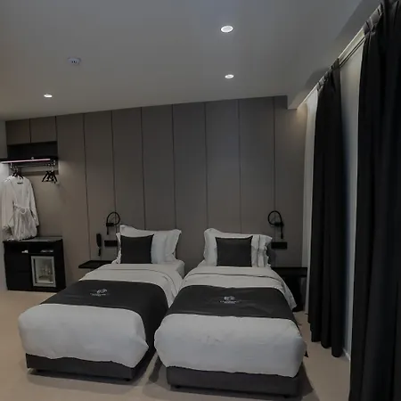 Ξενοδοχείο Central Inn Hotel Τίρανα
