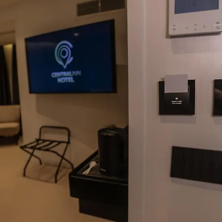 Central Inn Hotel 4*