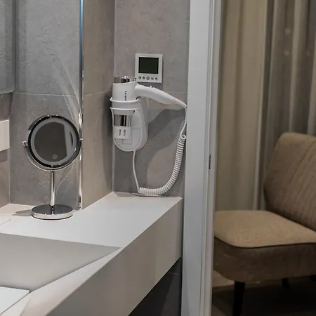 Central Inn Hotel Hotell Tirana