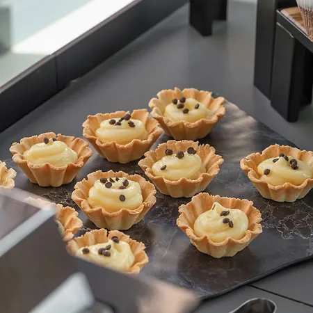 Central Inn Hotel 4* Tirana