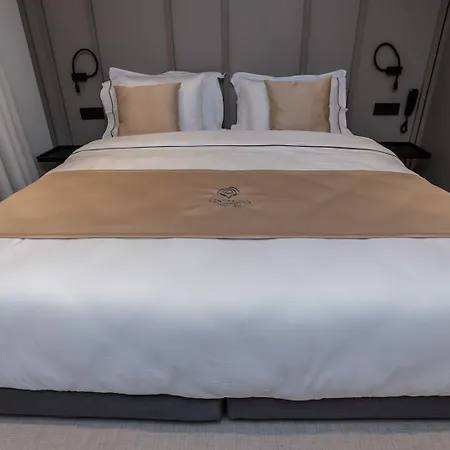 Central Inn Hotel 4*