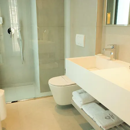 Ξενοδοχείο Central Inn Hotel Τίρανα