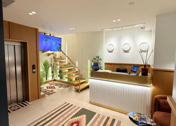 Hotel Central Inn Hotel 4*